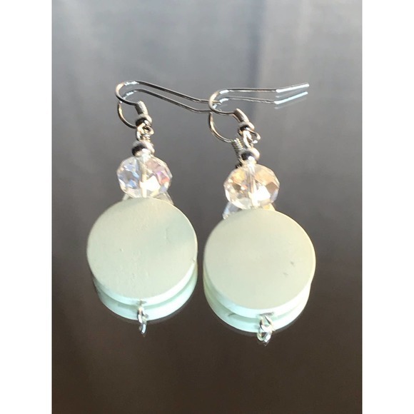 White Wood & Clear Acrylic Beaded Dangle Earrings 2” x .5W. Fish Hooks w/‎ Coil - Picture 2 of 3